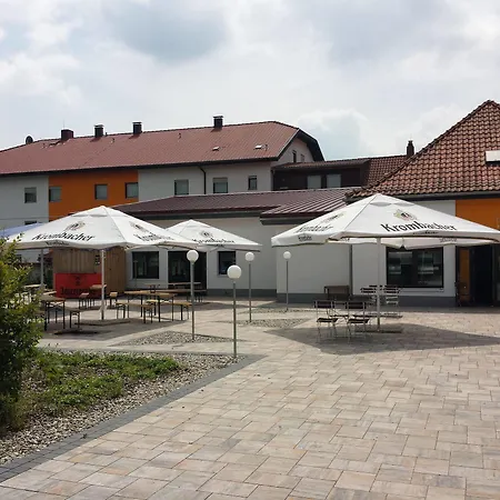 Zum Kuhlen Grund Szálloda 3*